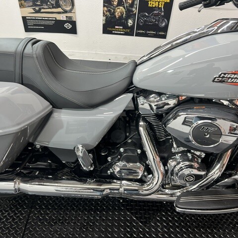 FLHX 2025 Street Glide™ thumb 1