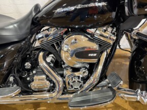2015 Harley-Davidson® Road Glide® Special Vivid Black thumb 2