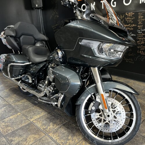 2026 Harley-Davidson® Road Glide Limited thumb 2