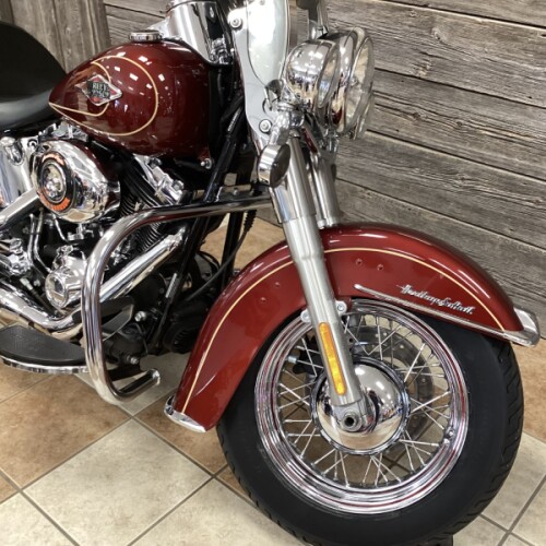 2010 Harley-Davidson® Heritage Softail® Classic Red Hot Sunglo thumb 2