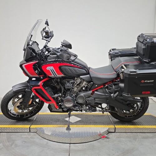 RA1250SE 2024 CVO™ Pan America® thumb 1