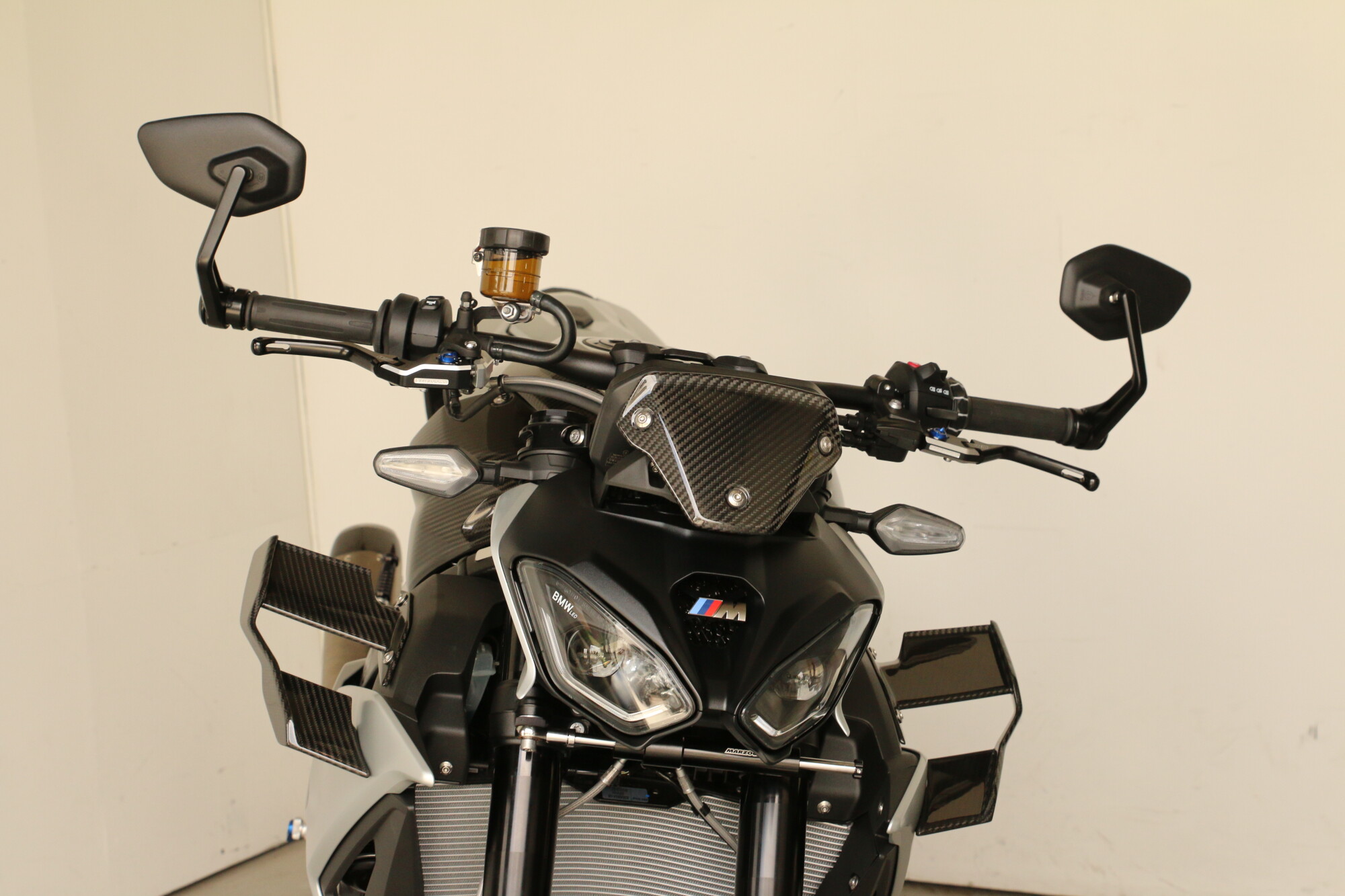 2026 BMW M 1000 R, photo 12