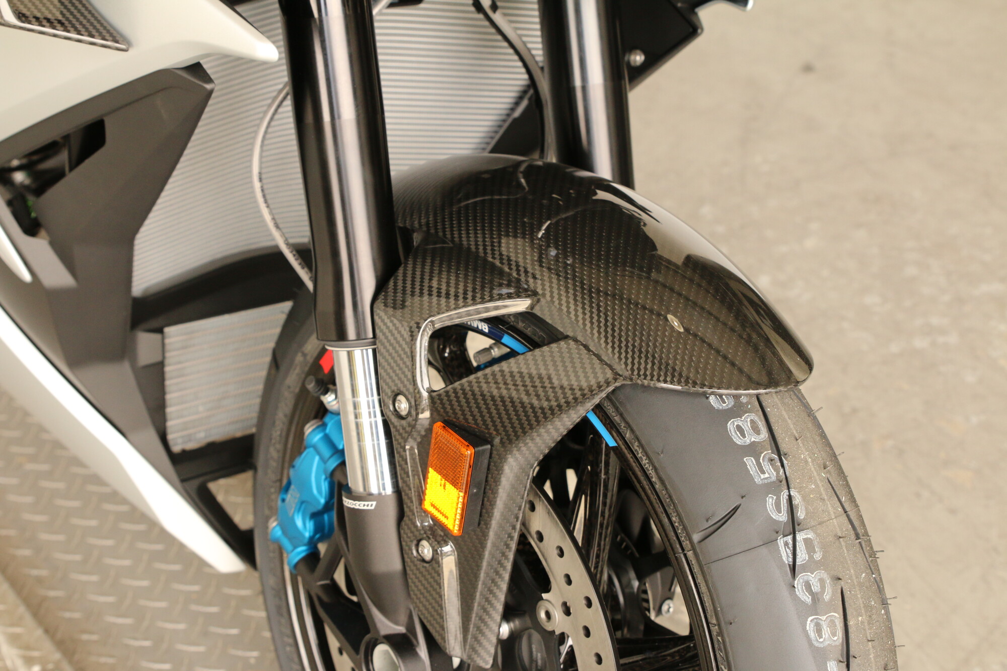 2026 BMW M 1000 R, photo 15