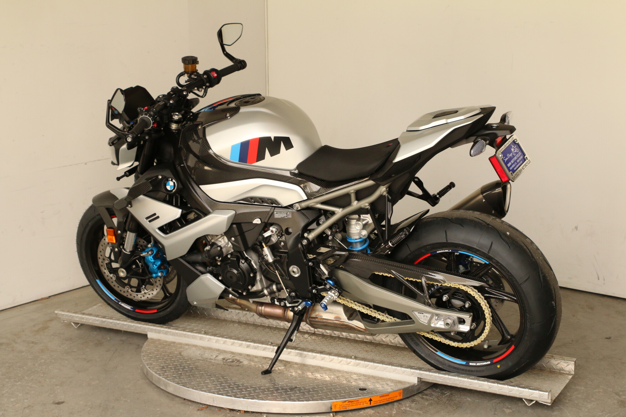 2026 BMW M 1000 R, photo 7