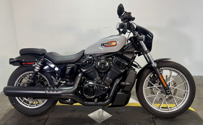 RH975S 2025 Nightster™ Special