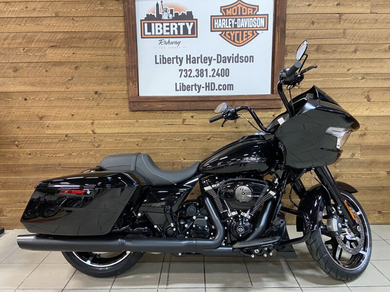 2026 Harley-Davidson® Road Glide® Vivid Black Black Trim FLTRX