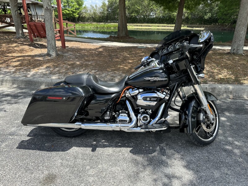 2017 Harley-Davidson® Street Glide® BLACK