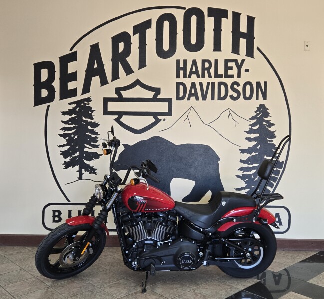 2022 Harley-Davidson® Street Bob® 114 Redline Red