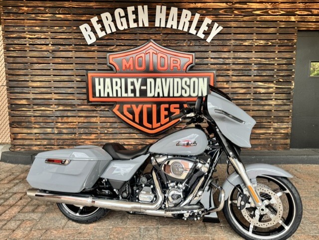 2026 Harley Davidson Street Glide FLHX