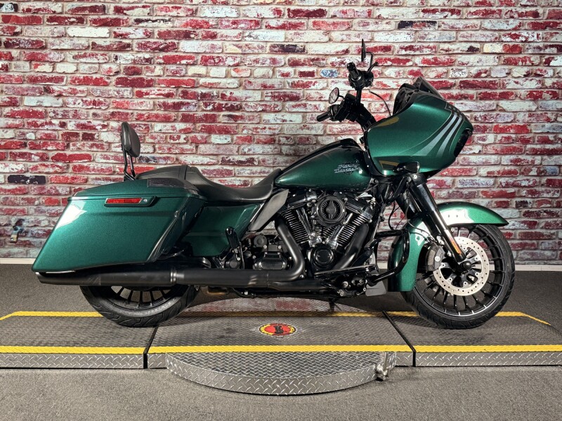 FLTRXS 2021 Road Glide® Special