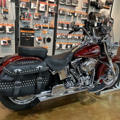 FLSTC 2010 Heritage Softail® Classic thumb 3