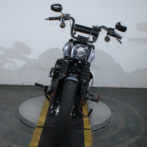2020 Harley-Davidson Softail Street Bob FXBB thumb 0