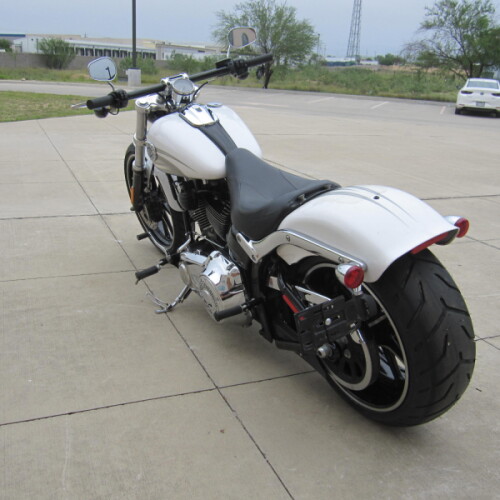 2016 Harley-Davidson® Breakout® Crushed Ice Pearl thumb 0