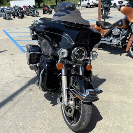 2005 Harley-Davidson® Electra Glide® Ultra Classic® thumb 3