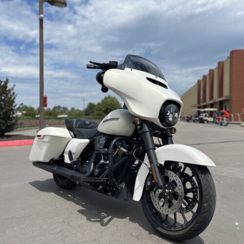2018 Harley-Davidson® FLHXS Street Glide® Special Bonneville Salt Denim 645526 thumb 3