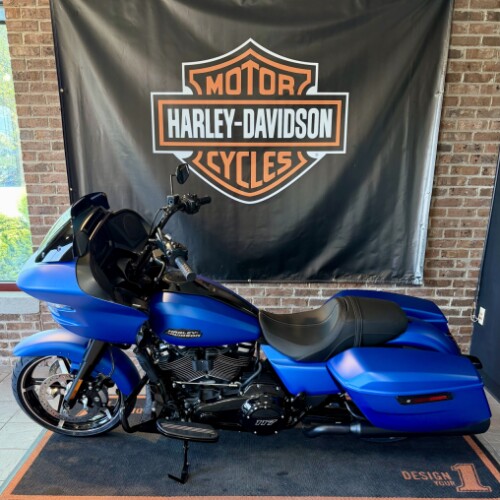 2026 Harley-Davidson® Road Glide® Aurora Blue Denim Black Trim thumb 0