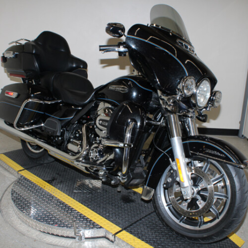 2014 Harley-Davidson Electra Glide Ultra Classic Grand American Touring FLHTCU thumb 2