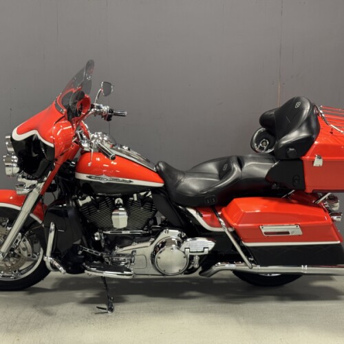 FLHTCUSE8 2012 CVO™ Ultra Classic® Electra Glide® thumb 1