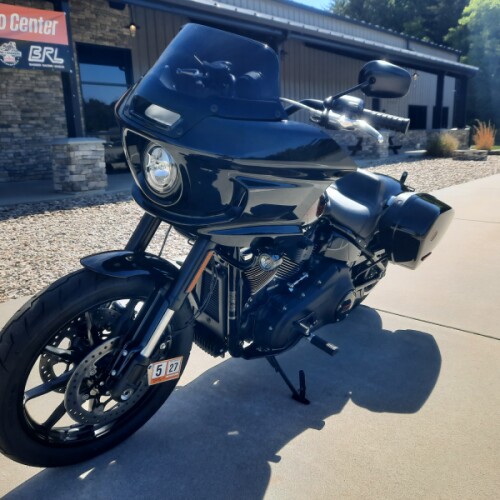 2026 Harley-Davidson® Low Rider® ST Vivid Black Black Trim thumb 3