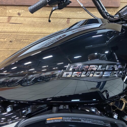 2026 Harley-Davidson® Road Glide® Vivid Black Black Trim FLTRX thumb 3