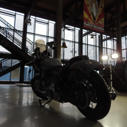 2025 Harley-Davidson® Street Bob® FXBB thumb 0