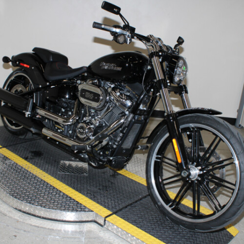 2018 Harley-Davidson Softail Breakout 114 FXBRS thumb 2