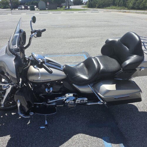 2018 Harley-Davidson® Ultra Limited Silver Fortune / Sumatra Brown thumb 0