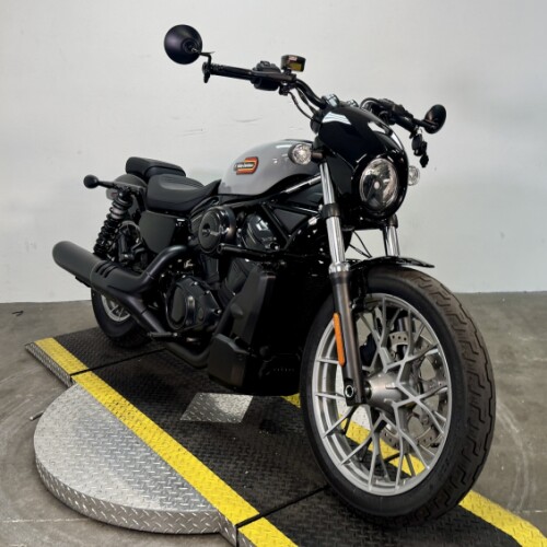 RH975S 2025 Nightster™ Special thumb 1