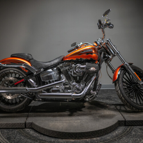 2014 CVO™ Breakout® (FXSBSE) thumb 3