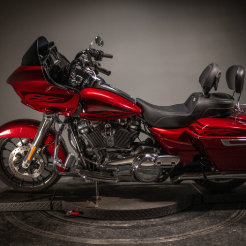 2017 Road Glide® Special (FLTRXS) thumb 2