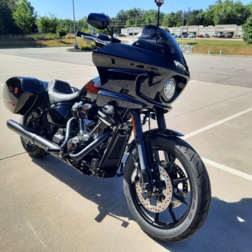 2026 Harley-Davidson® Low Rider® ST Vivid Black Black Trim thumb 1