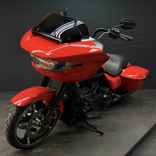 Harley-Davidson® 2026 Road Glide  Blood Orange Black Trim thumb 1