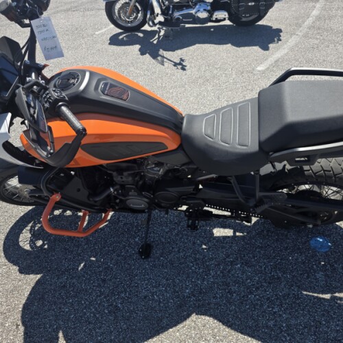 2021 Harley-Davidson® Pan America™ 1250 Special Baja Orange Stone Washed White thumb 0