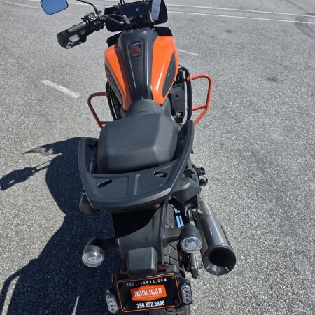 2021 Harley-Davidson® Pan America™ 1250 Special Baja Orange Stone Washed White thumb 1