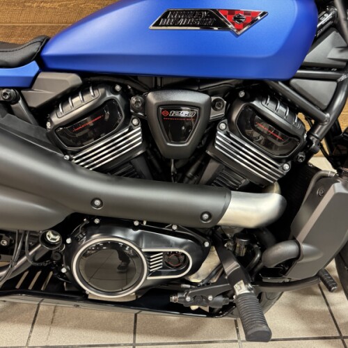 2026 Harley-Davidson® Sportster® S Aurora Blue Denim Black Trim  RH1250S thumb 2