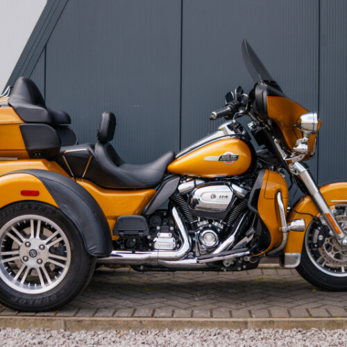 2023 Harley-Davidson Tri Glide Ultra thumb 2