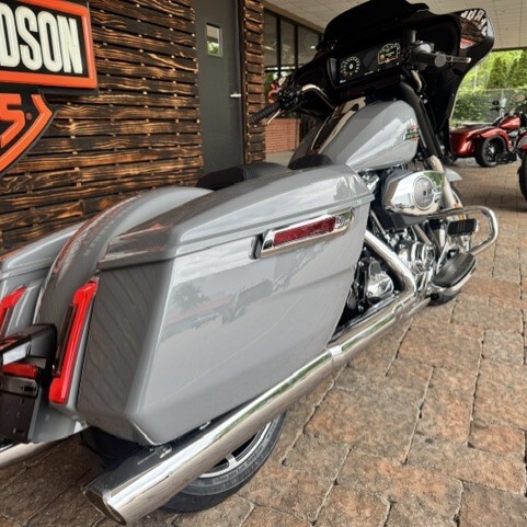  2026 Harley Davidson Street Glide FLHX thumb 3