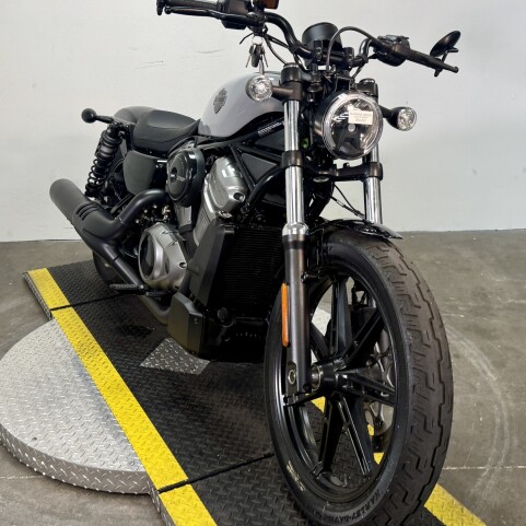 RH975 2024 Nightster™ thumb 1