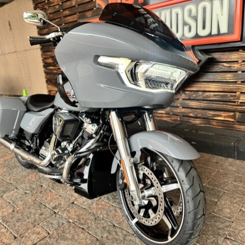  2026 Harley Davidson Road Glide FLTRX Solo thumb 3