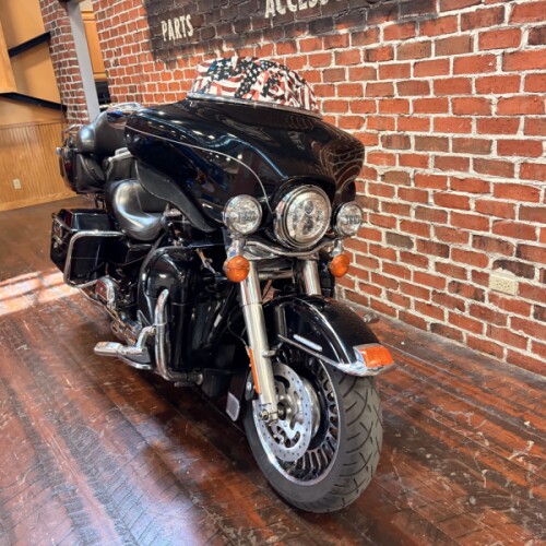 FLHTK 2011 Electra Glide® Ultra Limited thumb 1