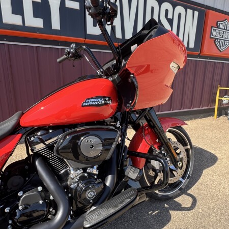 FLTRX 2026 Road Glide® thumb 1