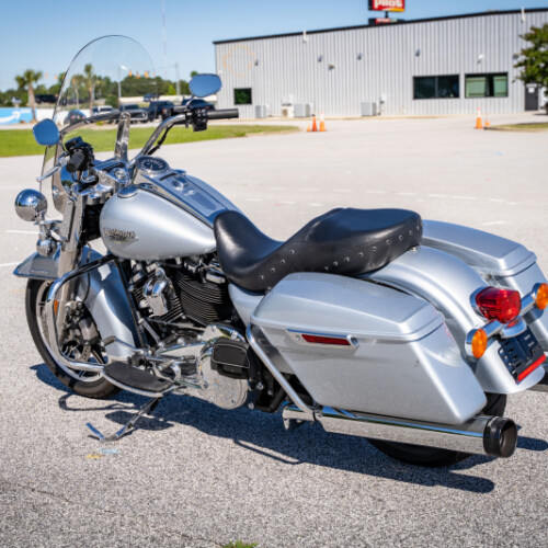 2019 Harley-Davidson® Road King® FLHR thumb 0