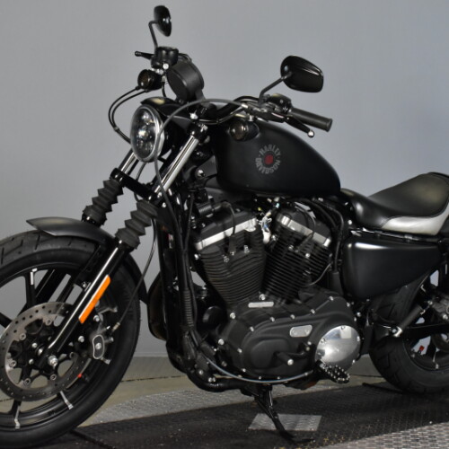2019 Harley-Davidson® Iron 883™ XL 883N thumb 0