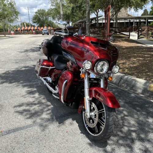 2023 Harley-Davidson® Ultra Limited thumb 3