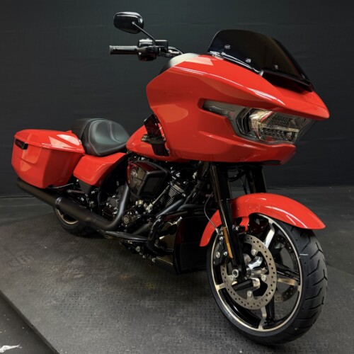 Harley-Davidson® 2026 Road Glide  Blood Orange Black Trim thumb 3