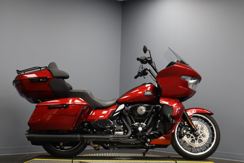 2026 Harley-Davidson® Road Glide Limited FLTRXL