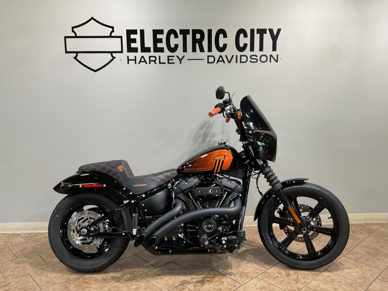 2023 Harley-Davidson® Street Bob® 114 Vivid Black FXBBS