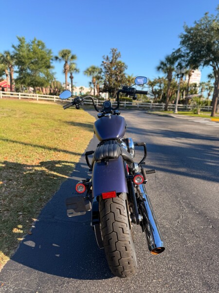 FXBB 2025 Street Bob™