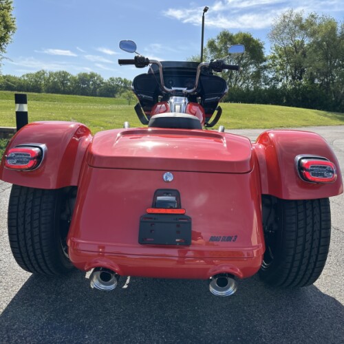 2026 Harley-Davidson® Road Glide 3 Blood Orange thumb 2