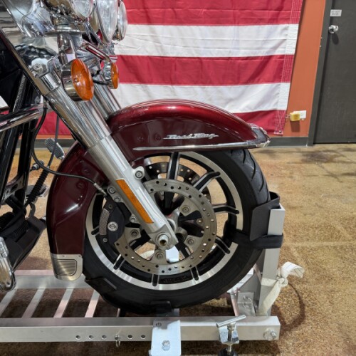 Harley-Davidson® Road King® 2014 FLHR MYSTERIOUS RED W/ PINSTRIPE thumb 1
